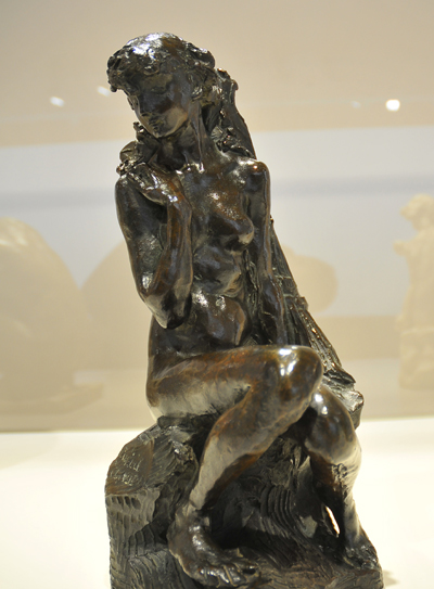 Jeune fille à la gerbe. Camille Claudel.